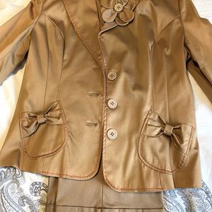 Trouser suit brand new never worn